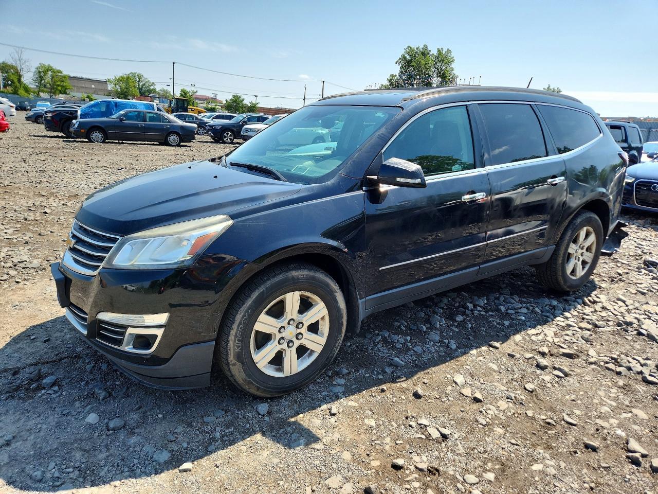 Salvage 2017 Chevrolet Traverse Premier