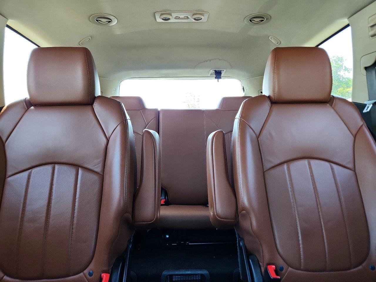 Salvage 2017 Chevrolet Traverse Premier