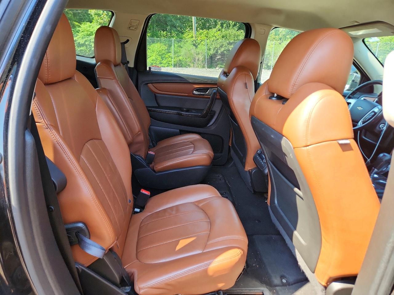 Salvage 2017 Chevrolet Traverse Premier