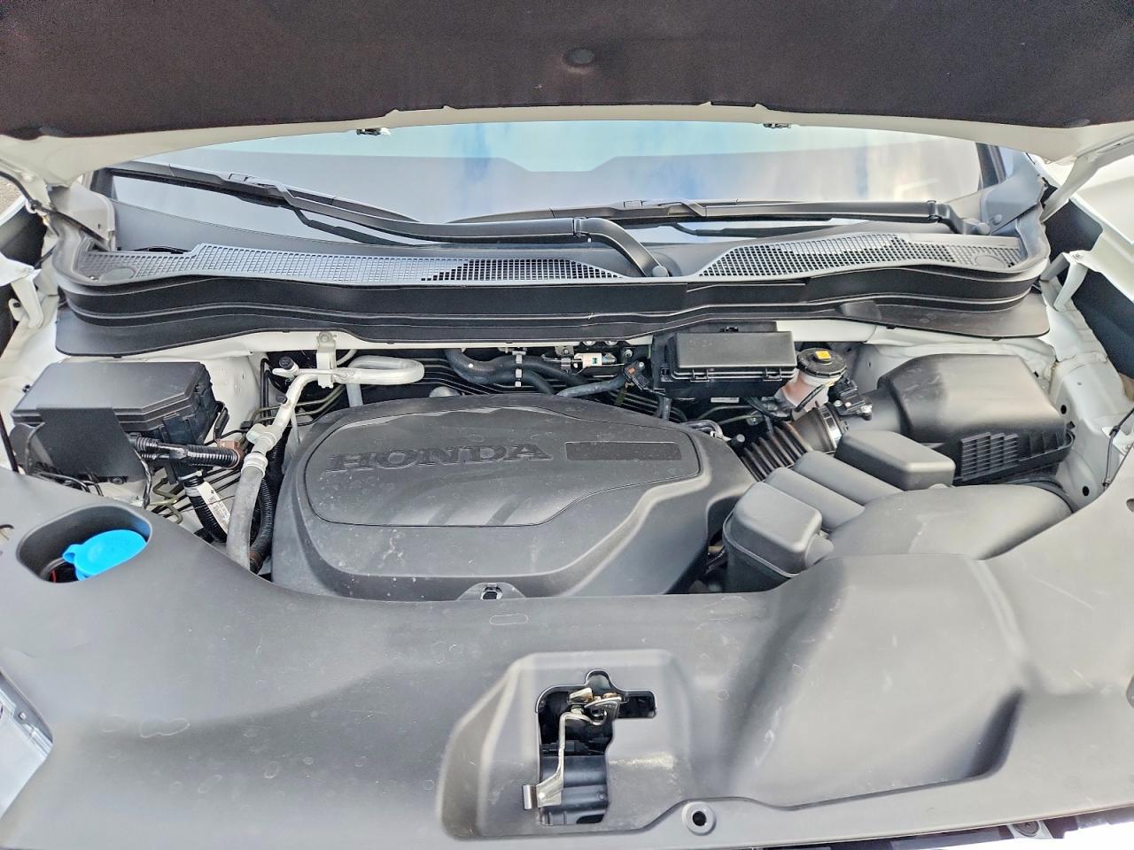 Salvage 2025 Honda Ridgeline 