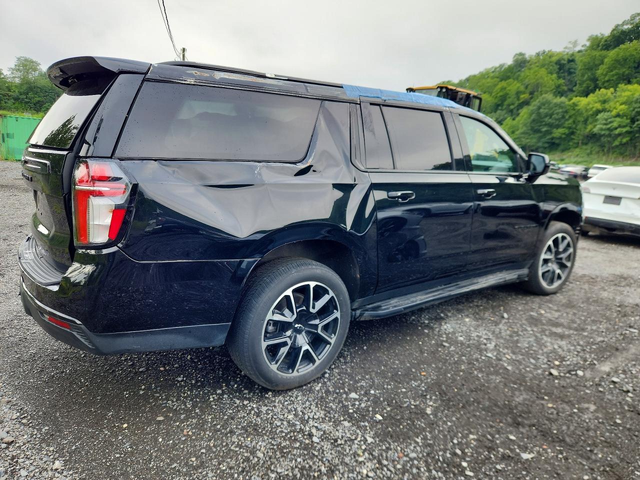 Salvage 2023 Chevrolet Suburban Rst