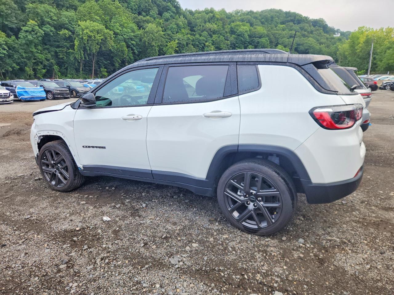 Salvage 2026 Jeep Compass Limited