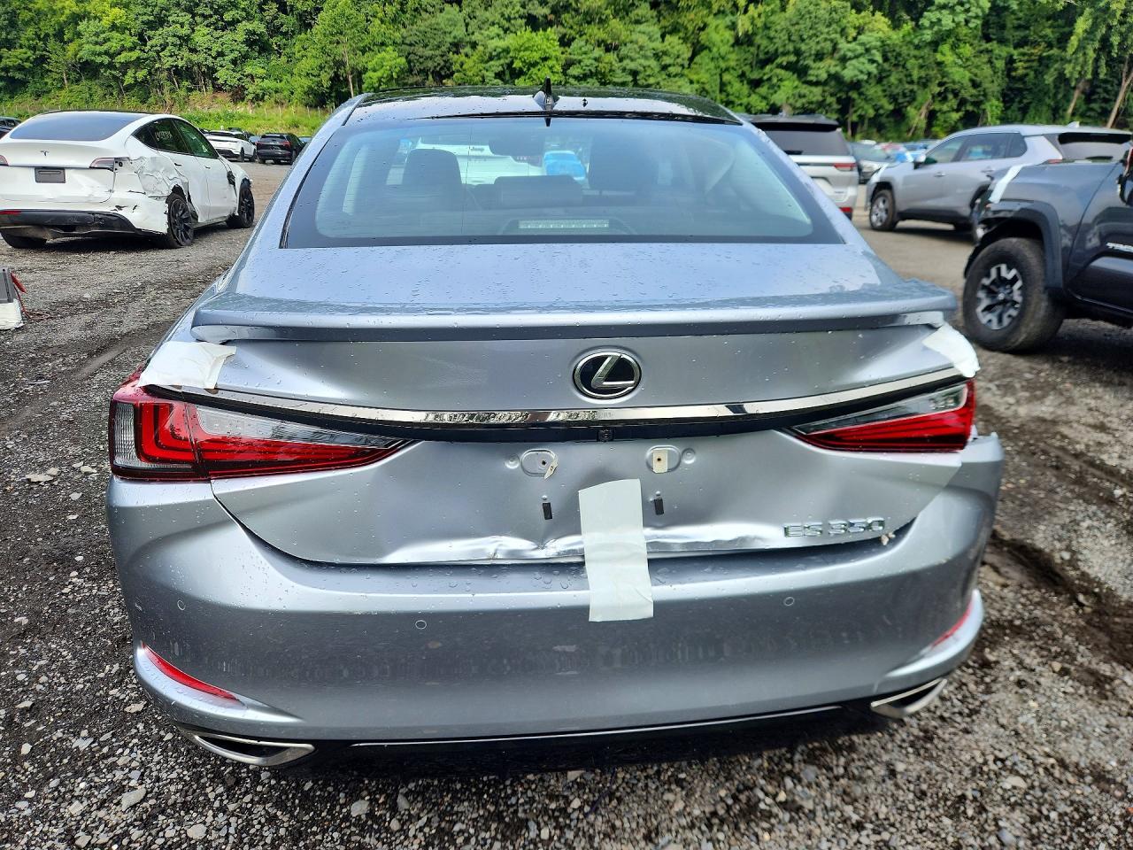 Salvage 2025 Lexus Es 350 F Sport