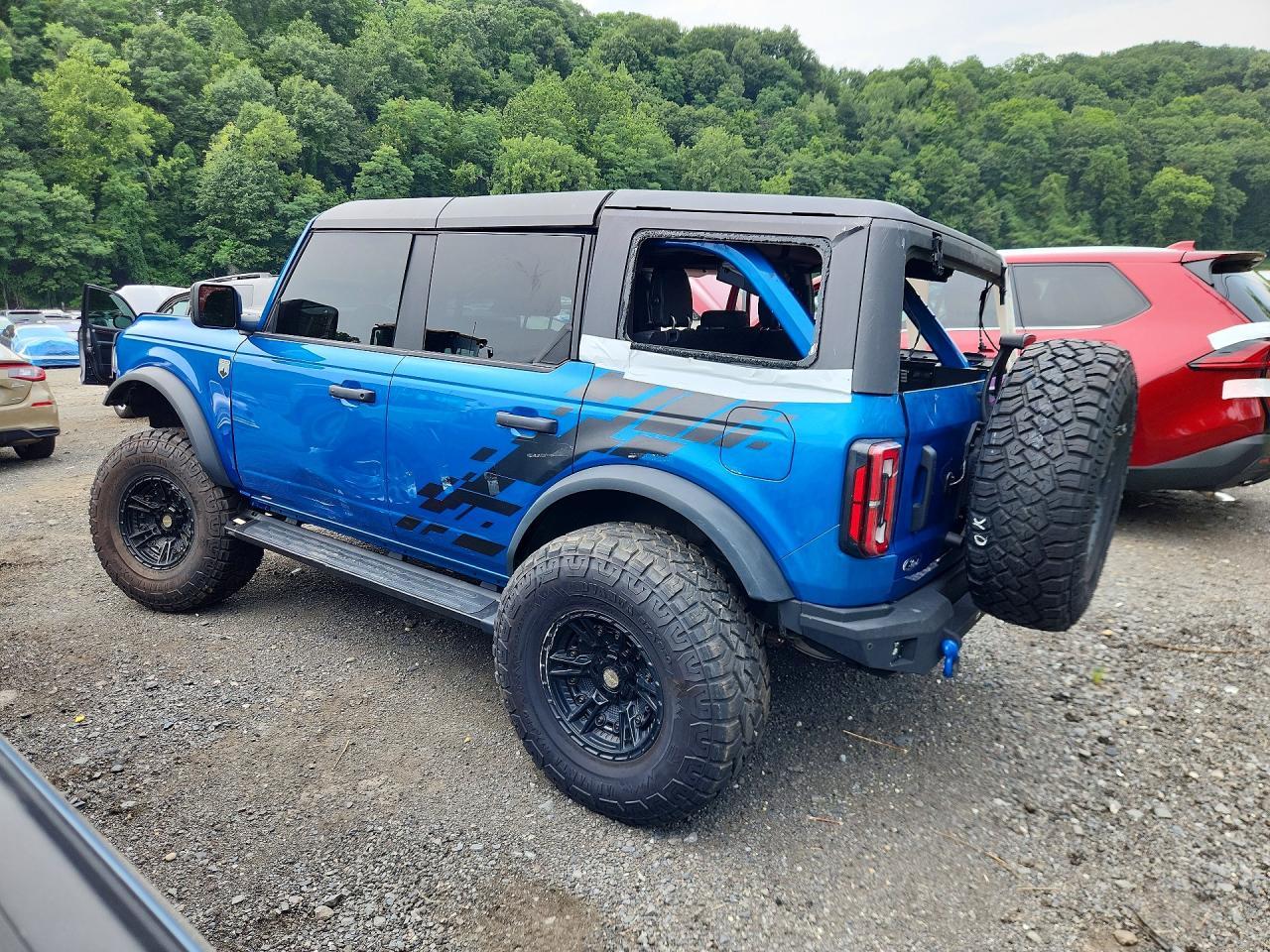Salvage 2024 Ford Bronco 