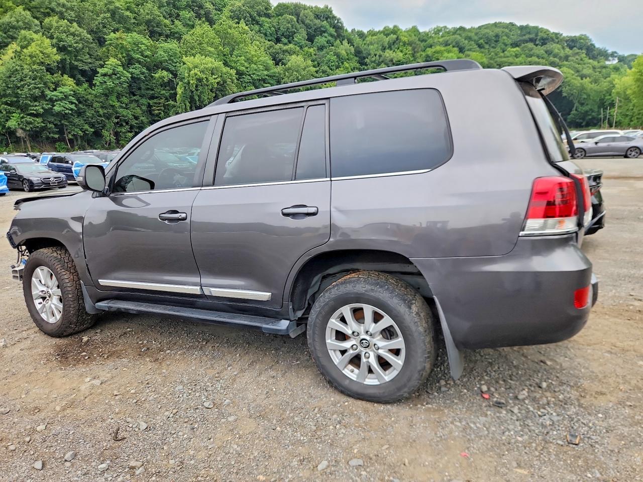 Salvage 2019 Toyota Land Cruiser Vx-r
