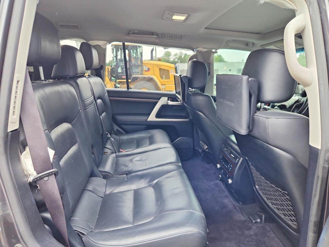 Salvage 2019 Toyota Land Cruiser Vx-r