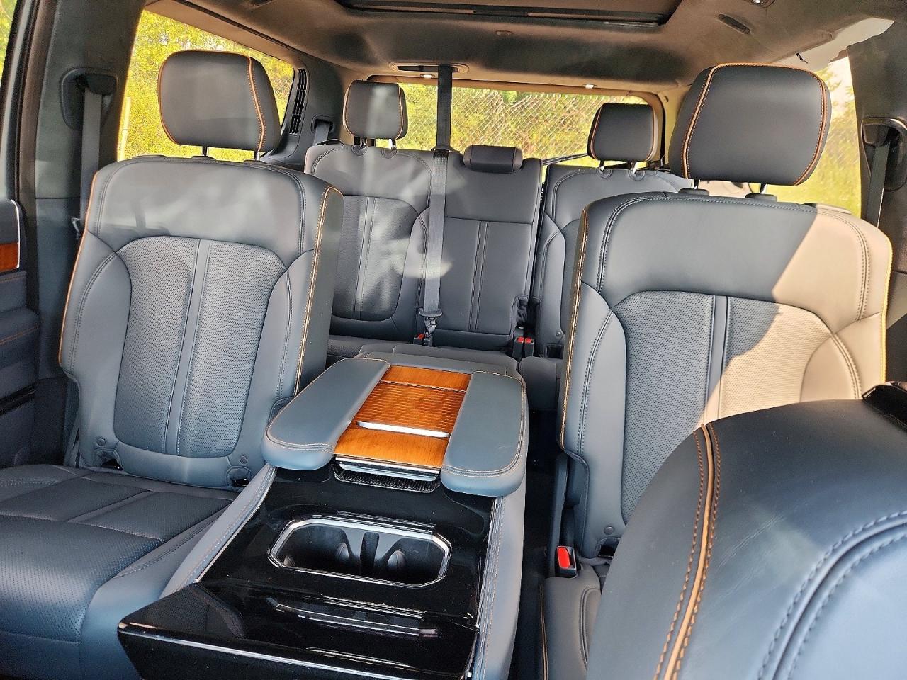 Salvage 2022 Jeep Grand Wagoneer Series Ii