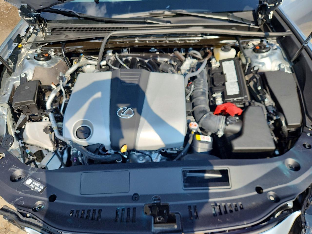 Salvage 2025 Lexus Es 350 