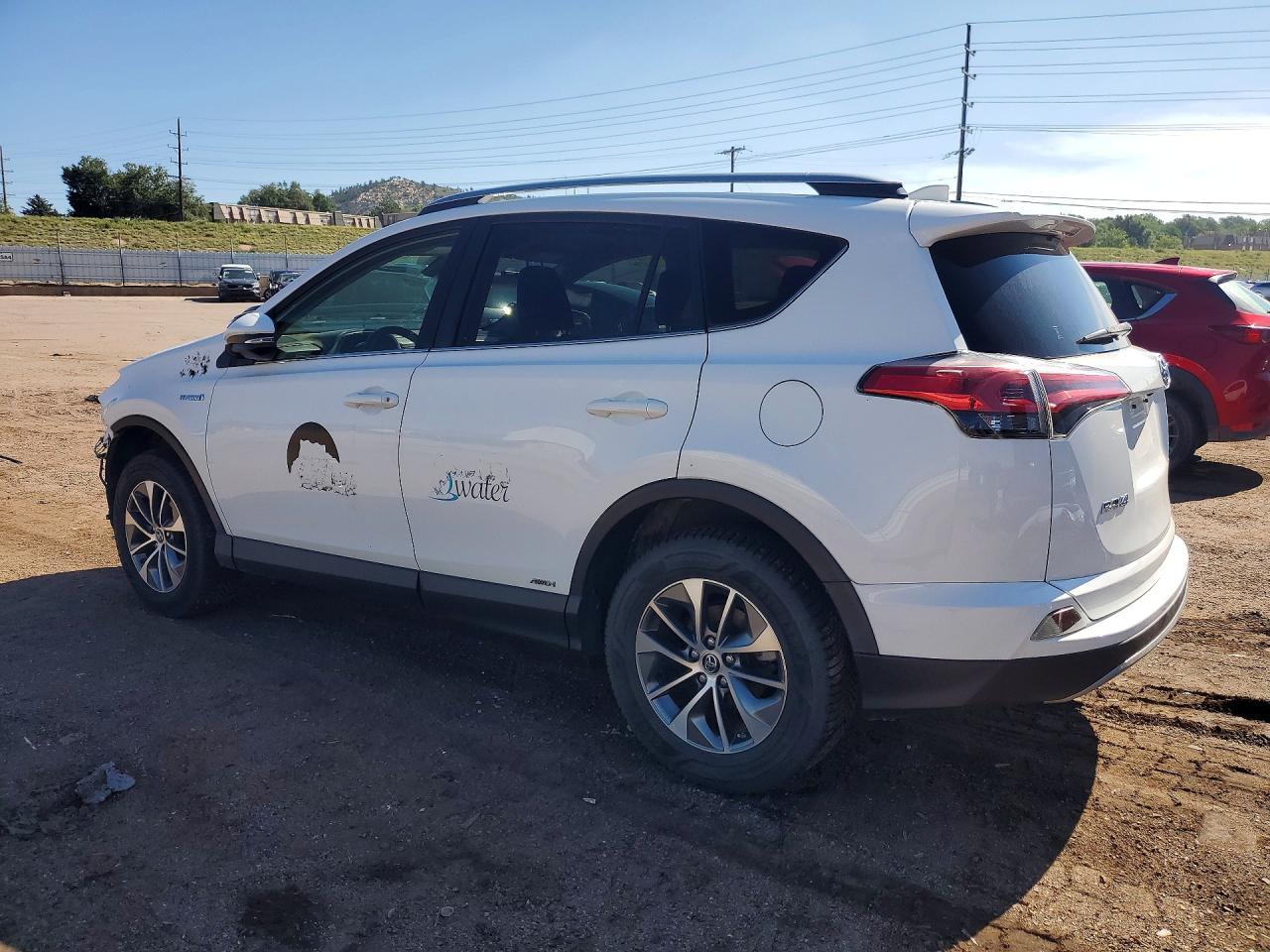 Salvage 2018 Toyota Rav4 Hybrid Le