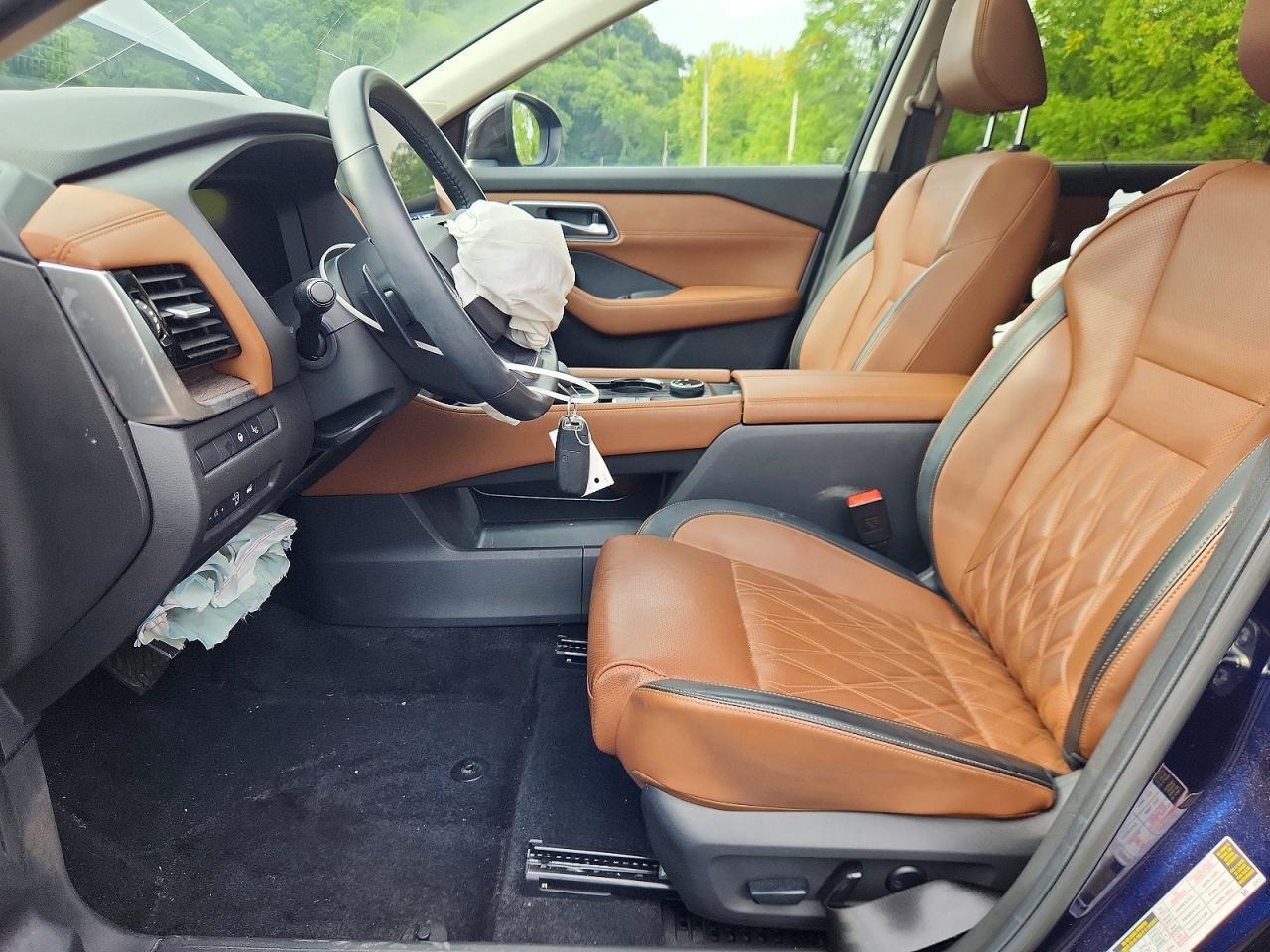 Salvage 2025 Nissan Rogue Platinum