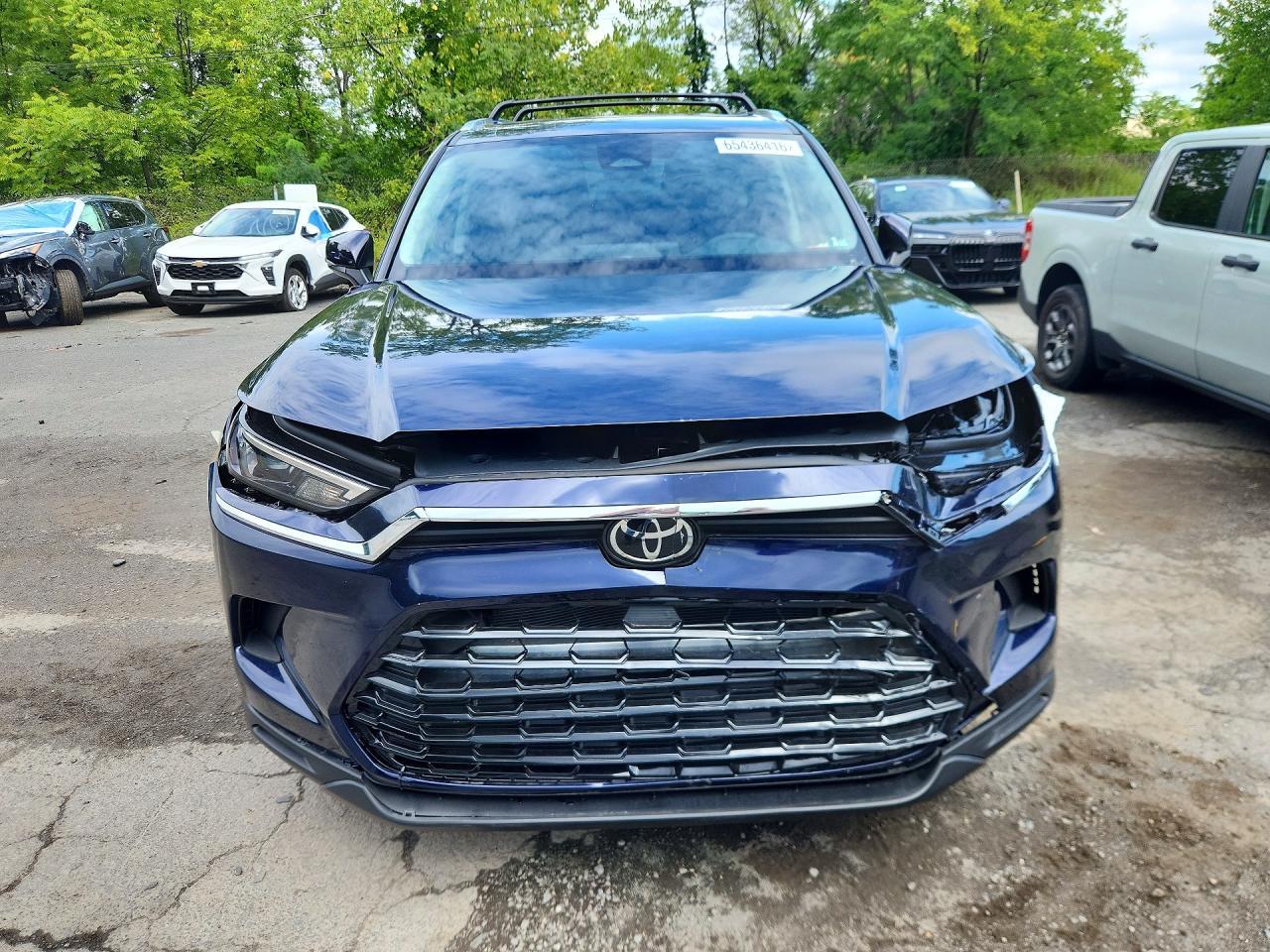 Salvage 2026 Toyota Grand Highlander Xle