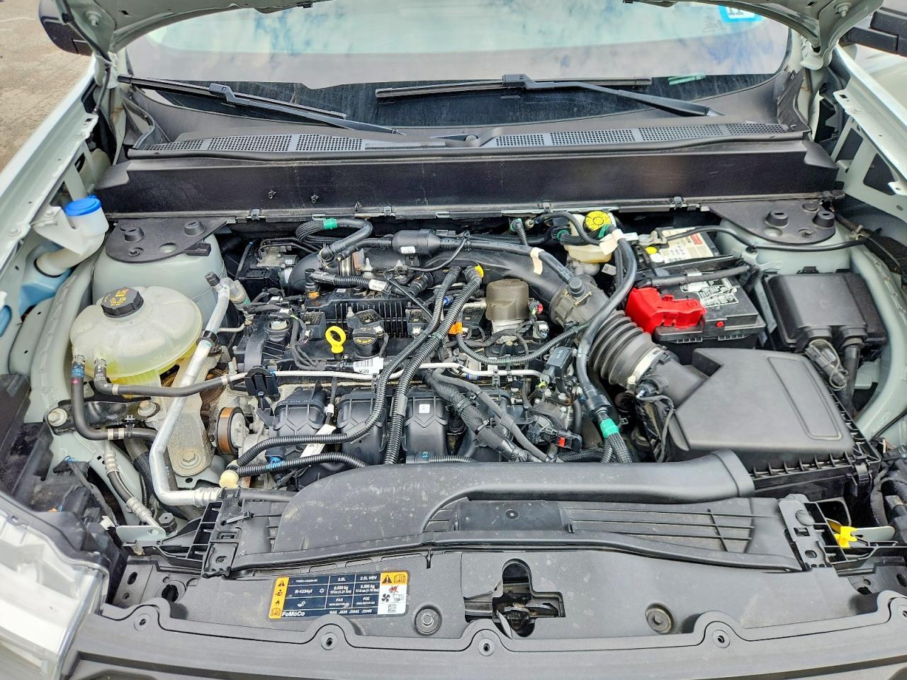 Salvage 2022 Ford Maverick Xl