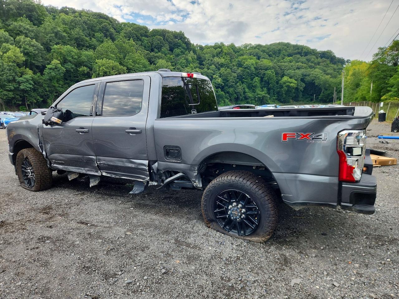 Salvage 2024 Ford F250 