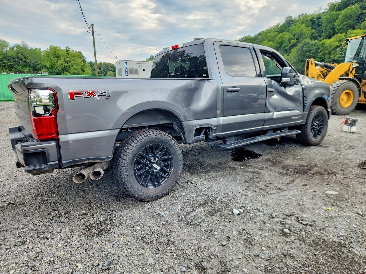 Salvage 2024 Ford F250 