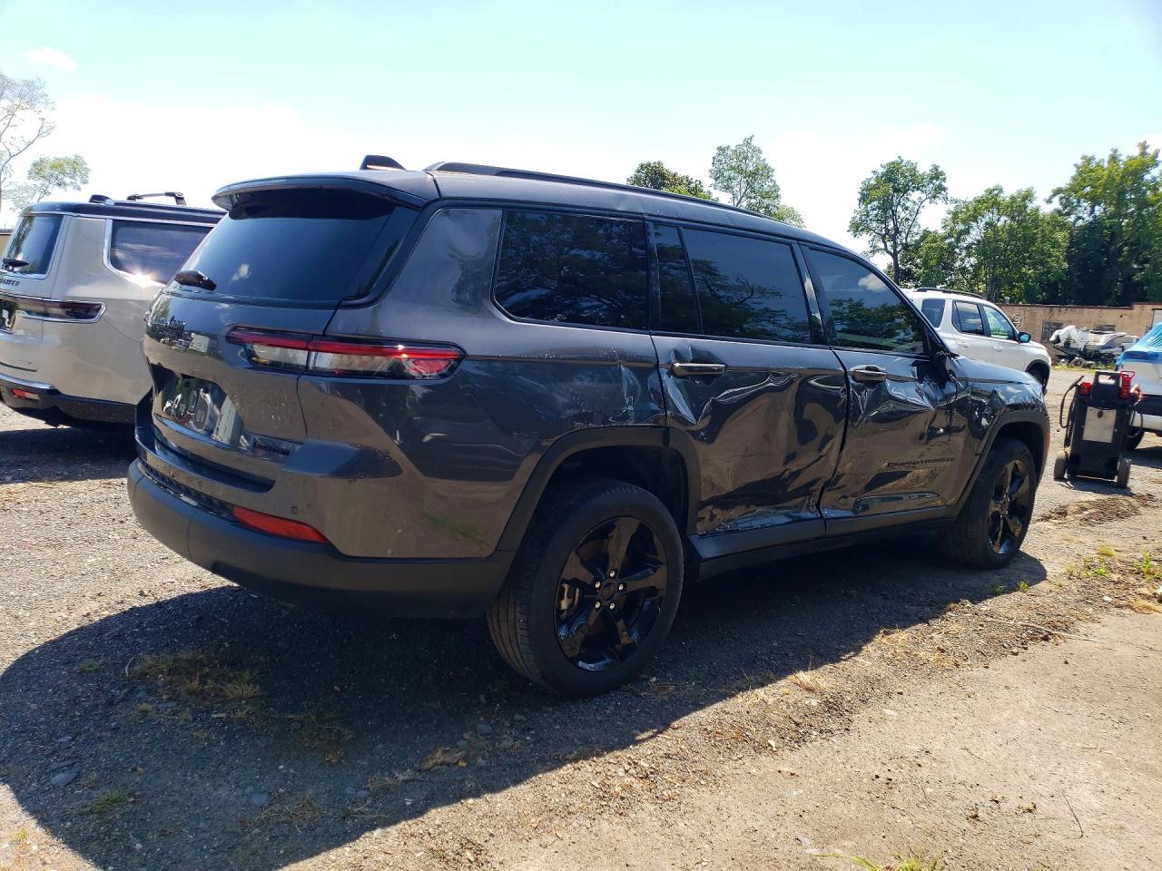 Salvage 2024 Jeep Grand Cherokee L Limited