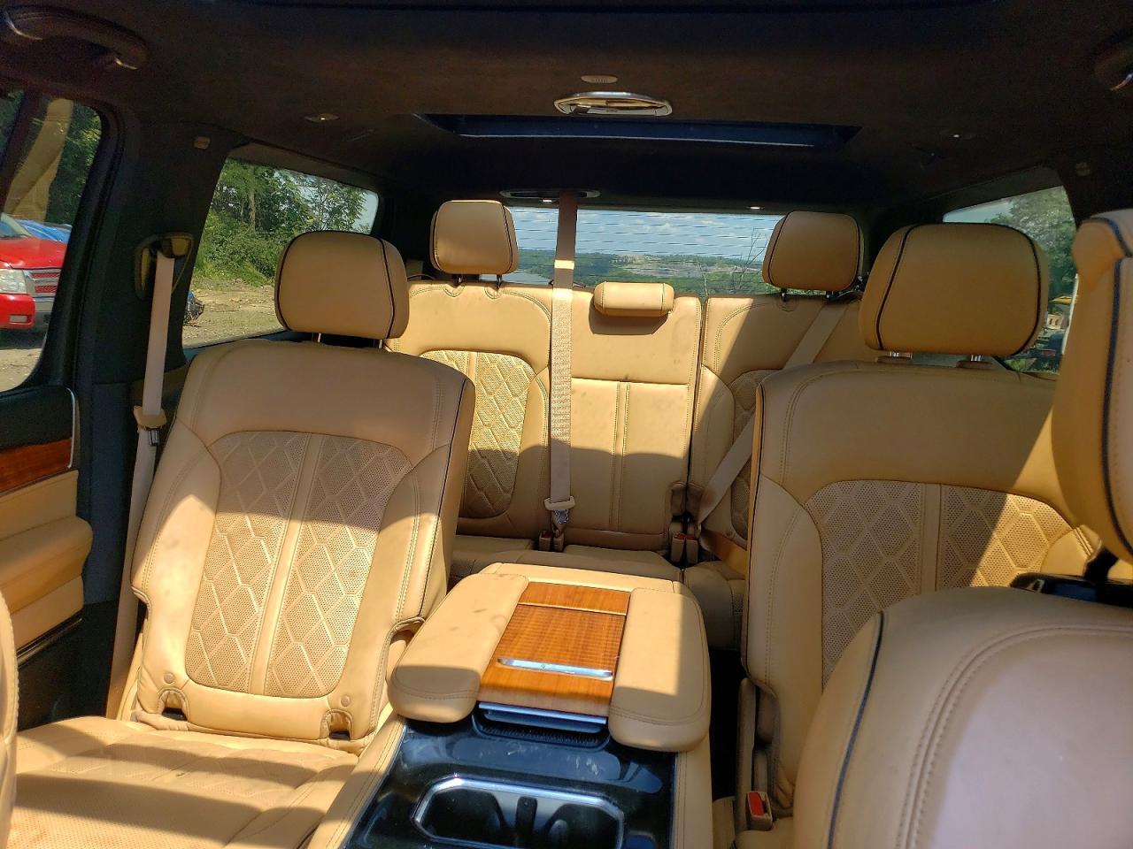 Salvage 2022 Jeep Grand Wagoneer Series Iii