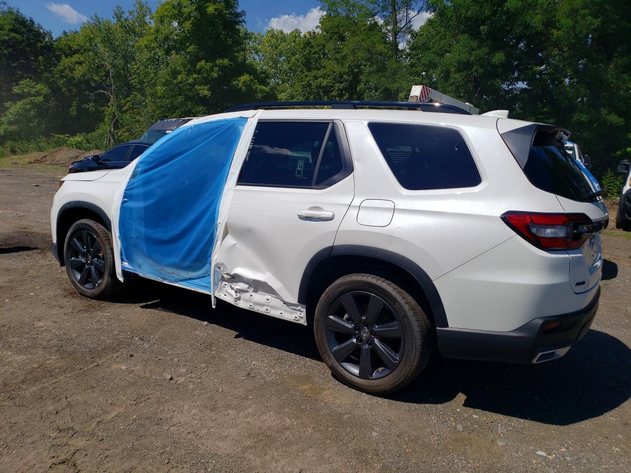 Salvage 2025 Honda Pilot Sport