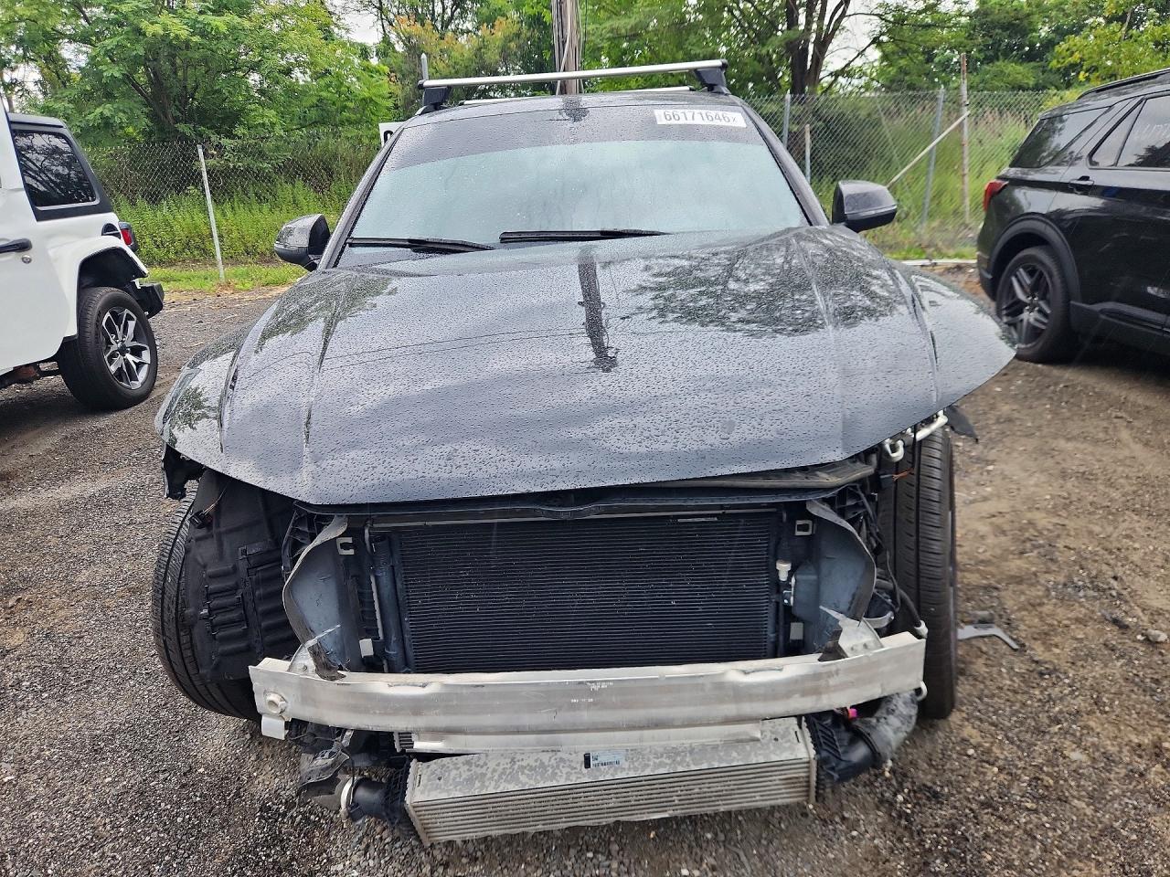 Salvage 2021 Audi Sq5 Prestige