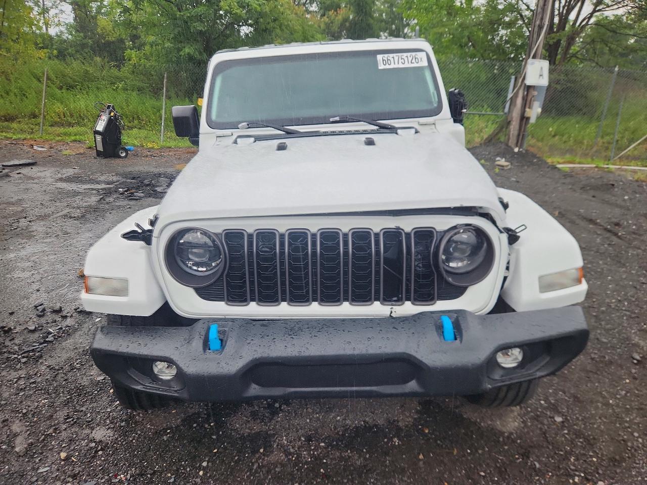 Salvage 2024 Jeep Wrangler 4xe