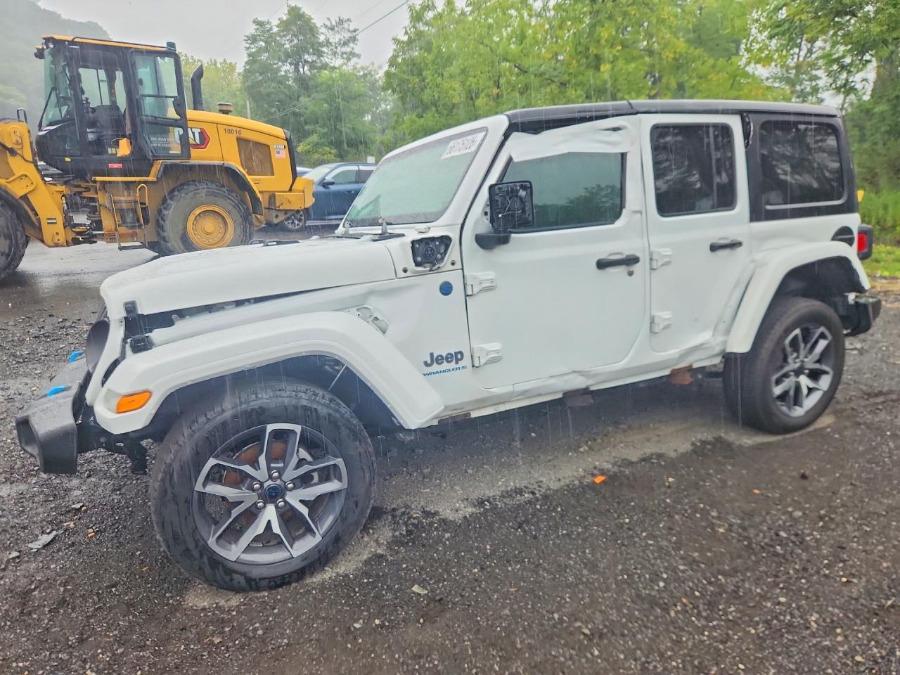 Salvage 2024 Jeep Wrangler 4xe