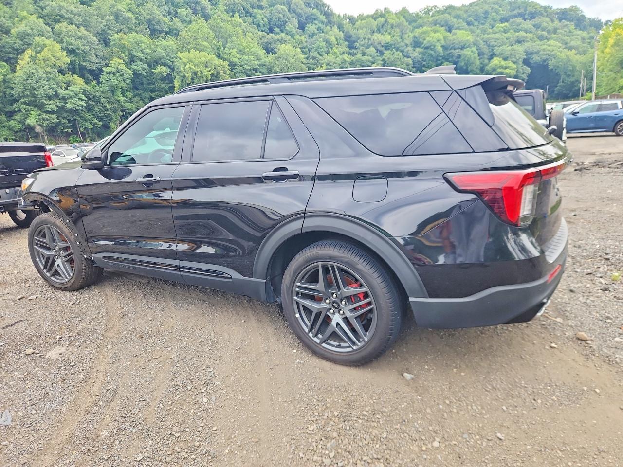 Salvage 2025 Ford Explorer St