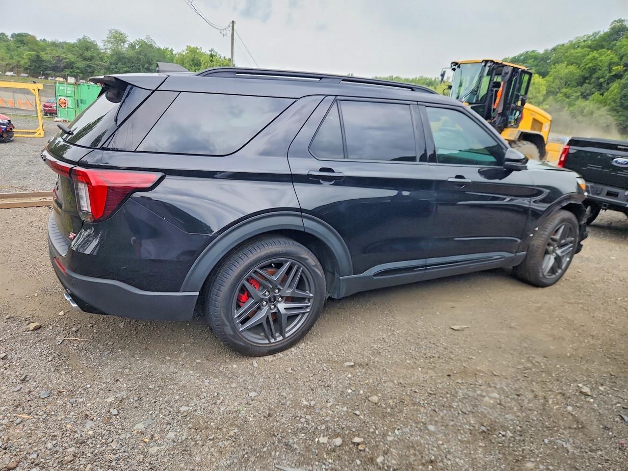 Salvage 2025 Ford Explorer St