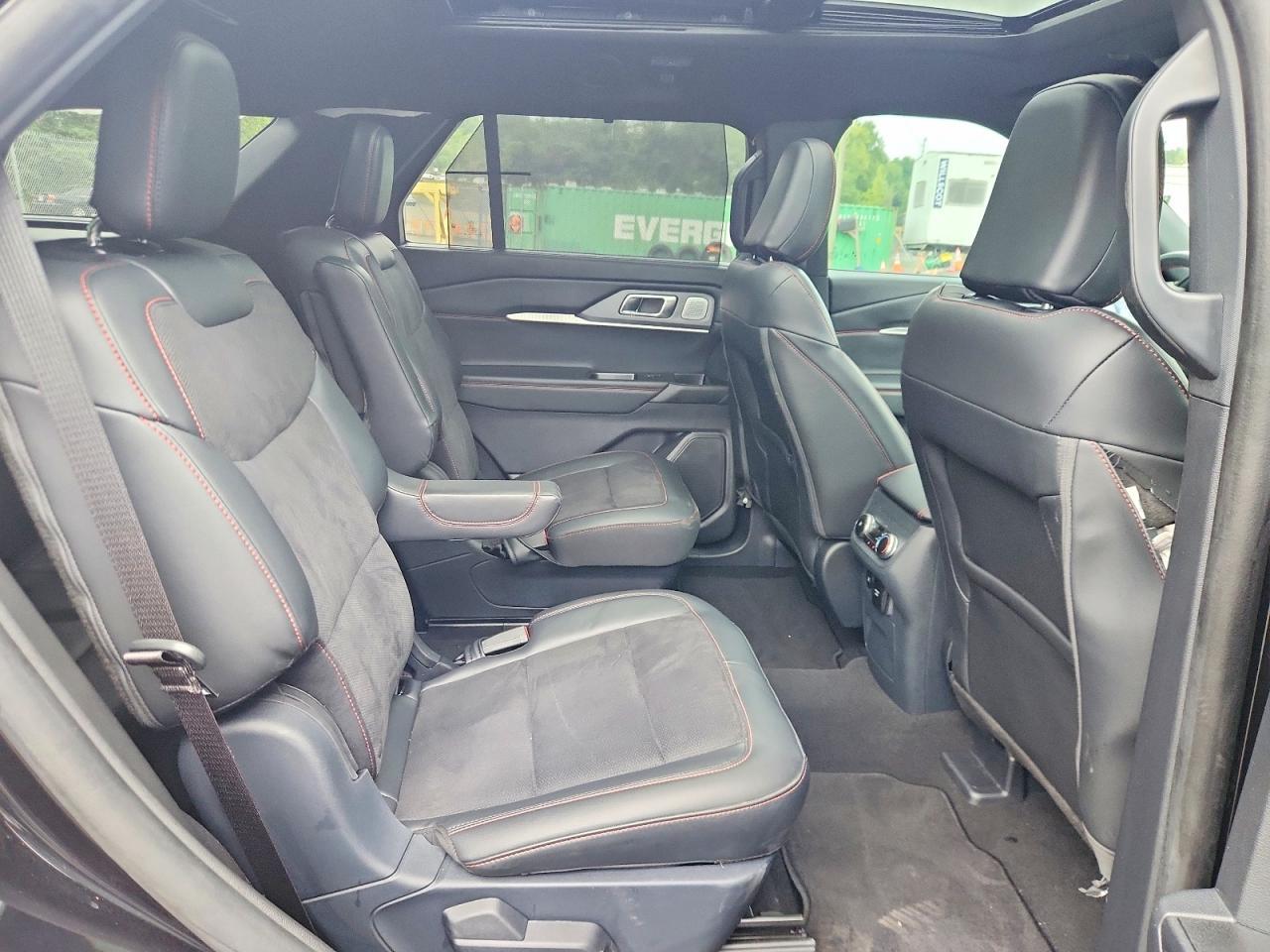 Salvage 2025 Ford Explorer St