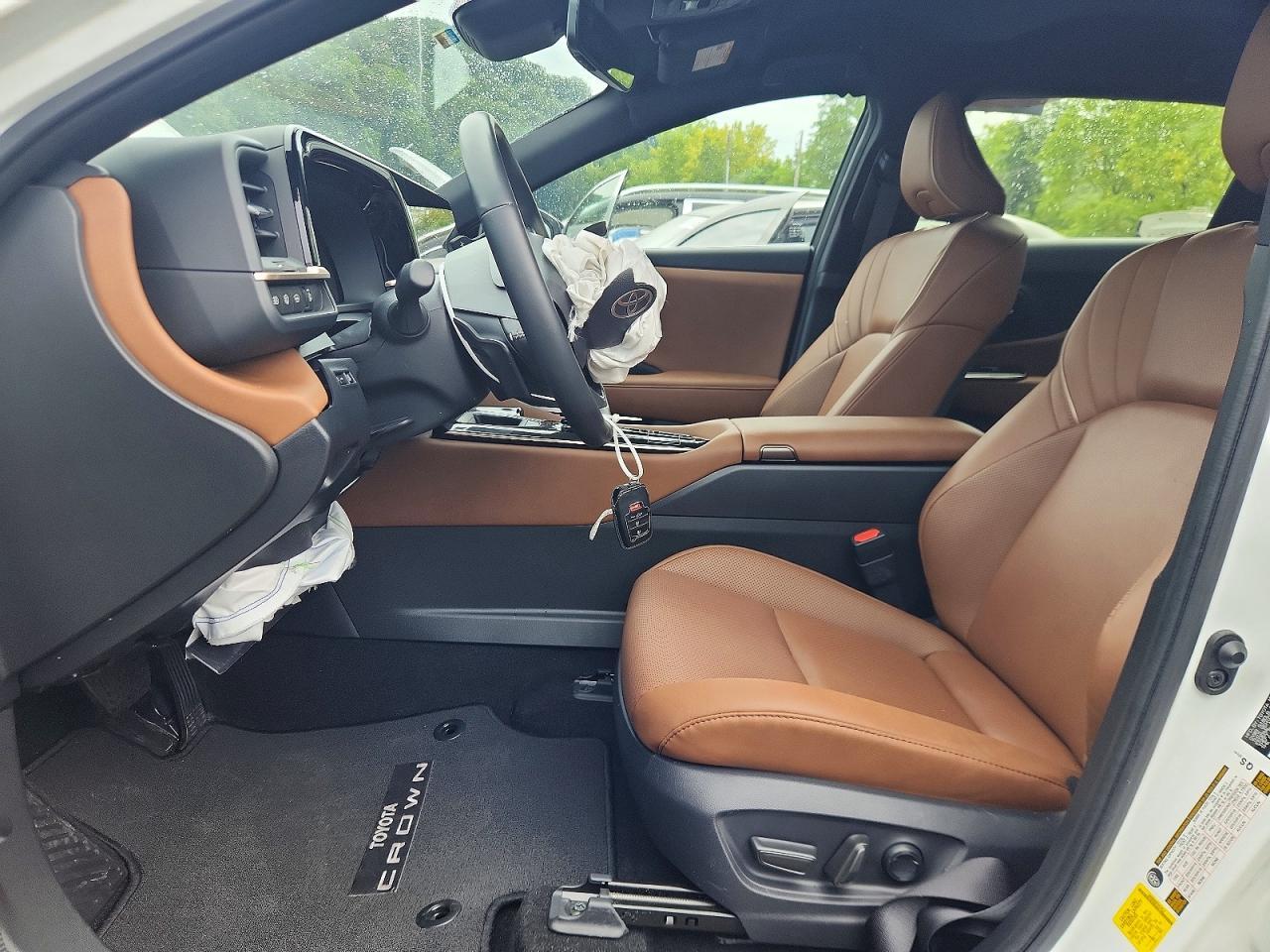 Salvage 2025 Toyota Crown Signia Xle