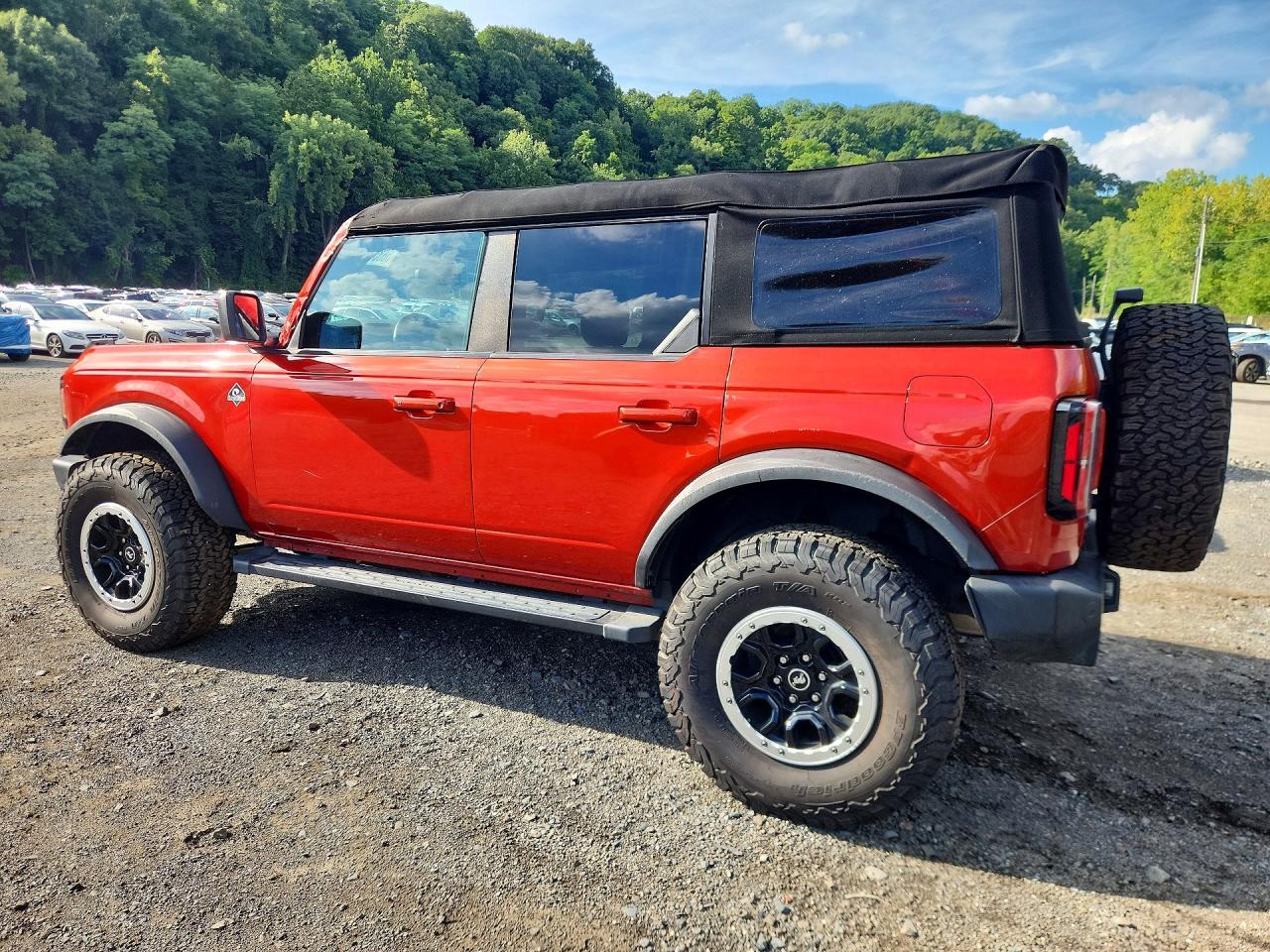 Salvage 2023 Ford Bronco Wildtrak