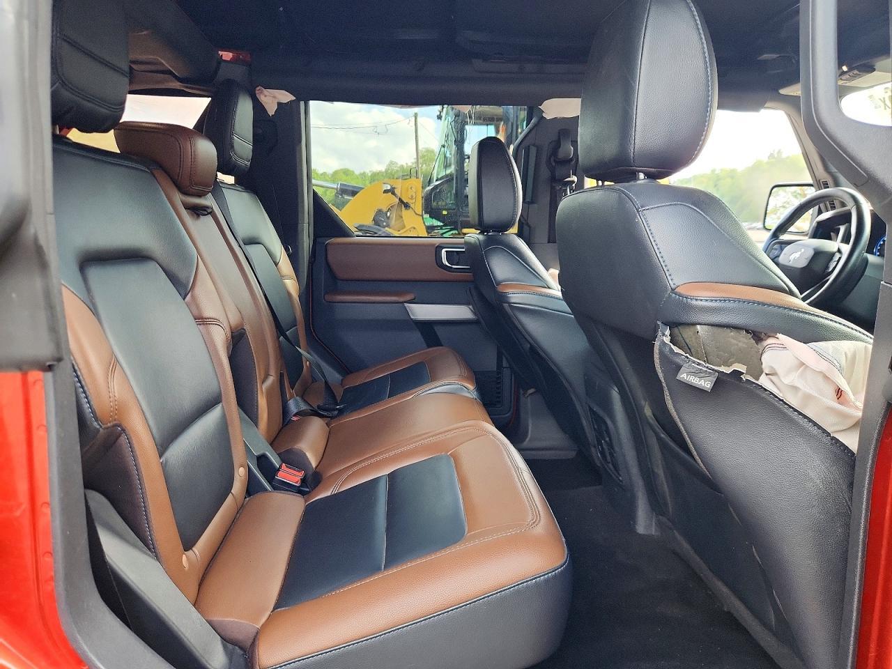 Salvage 2023 Ford Bronco Wildtrak