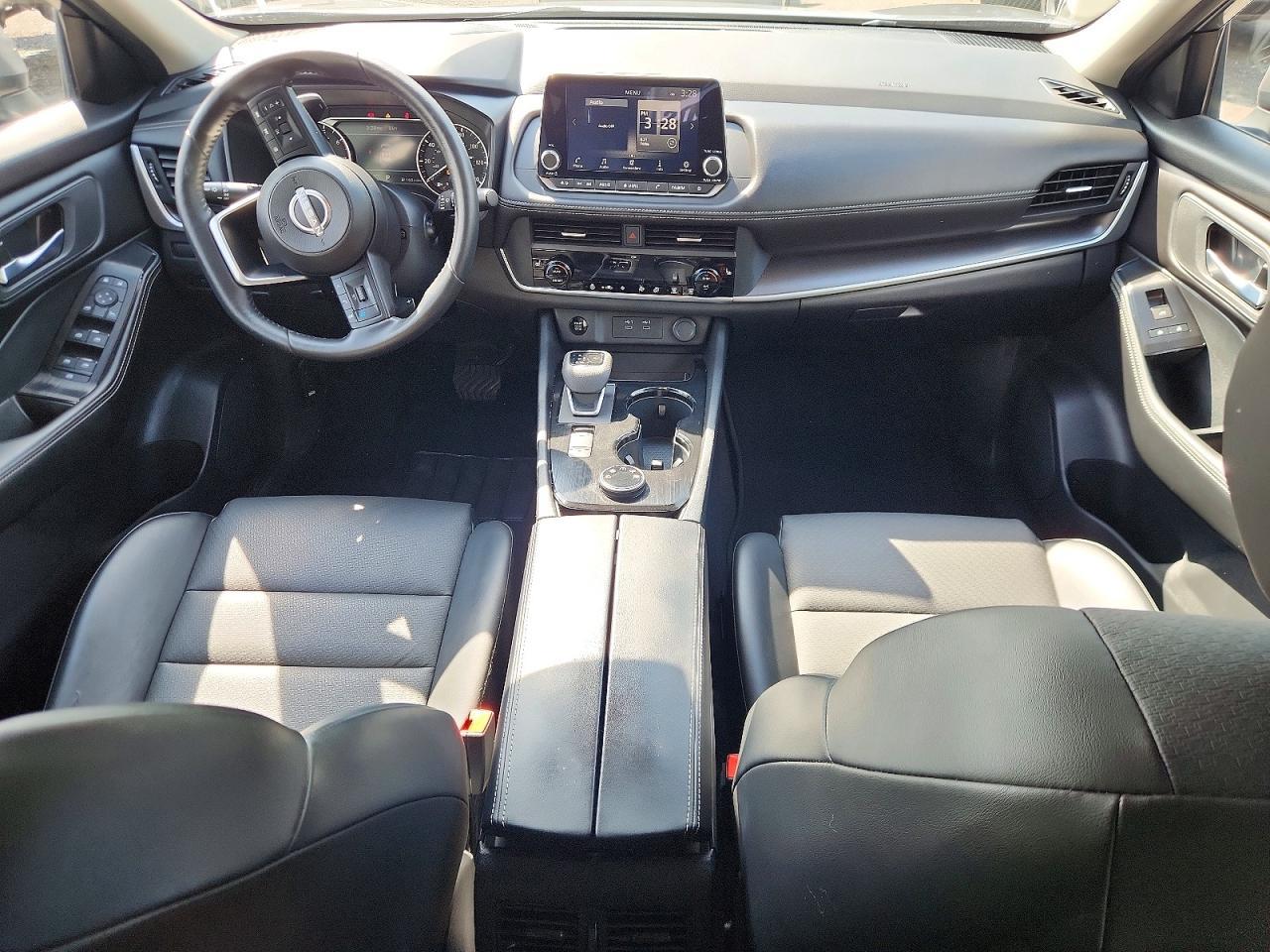 Salvage 2024 Nissan Rogue Sv