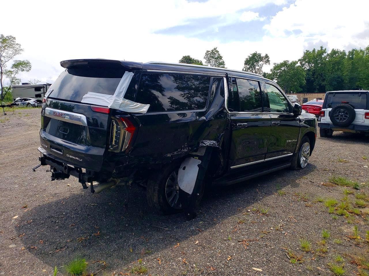 Salvage 2024 Gmc Yukon Xl Denali