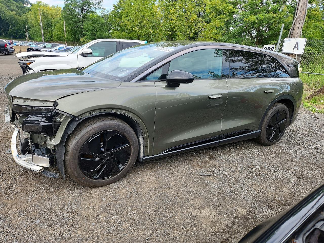Salvage 2026 Lucid Motors Gavity 