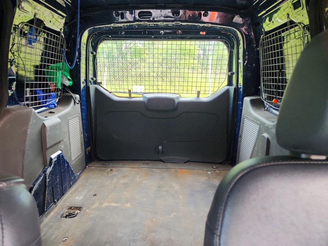 Salvage 2019 Ford Transit Connect 