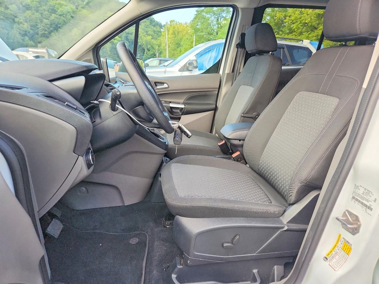Salvage 2023 Ford Transit Connect 