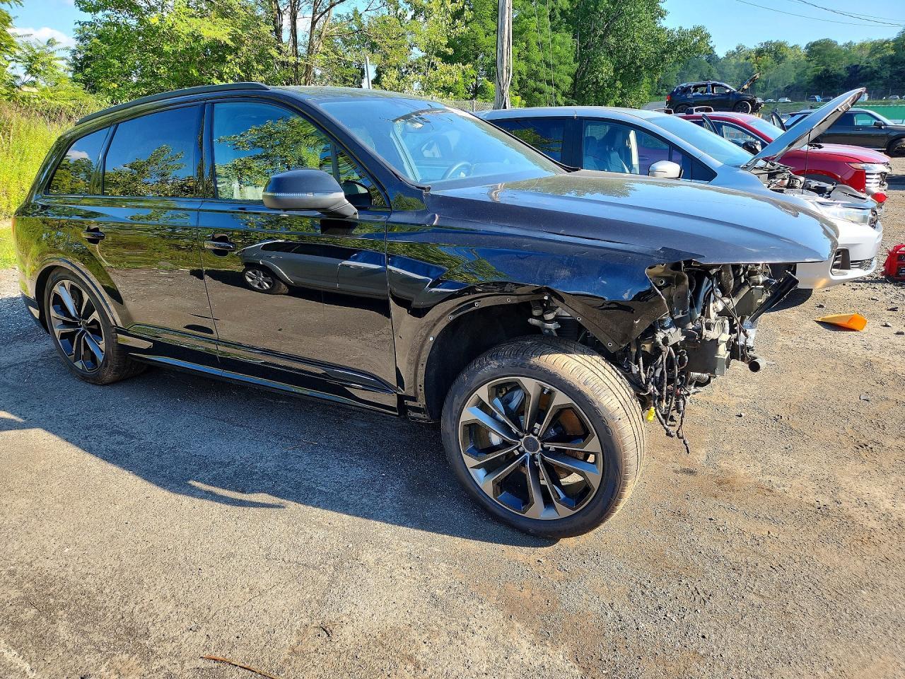 Salvage 2026 Audi Q7 Premium Plus