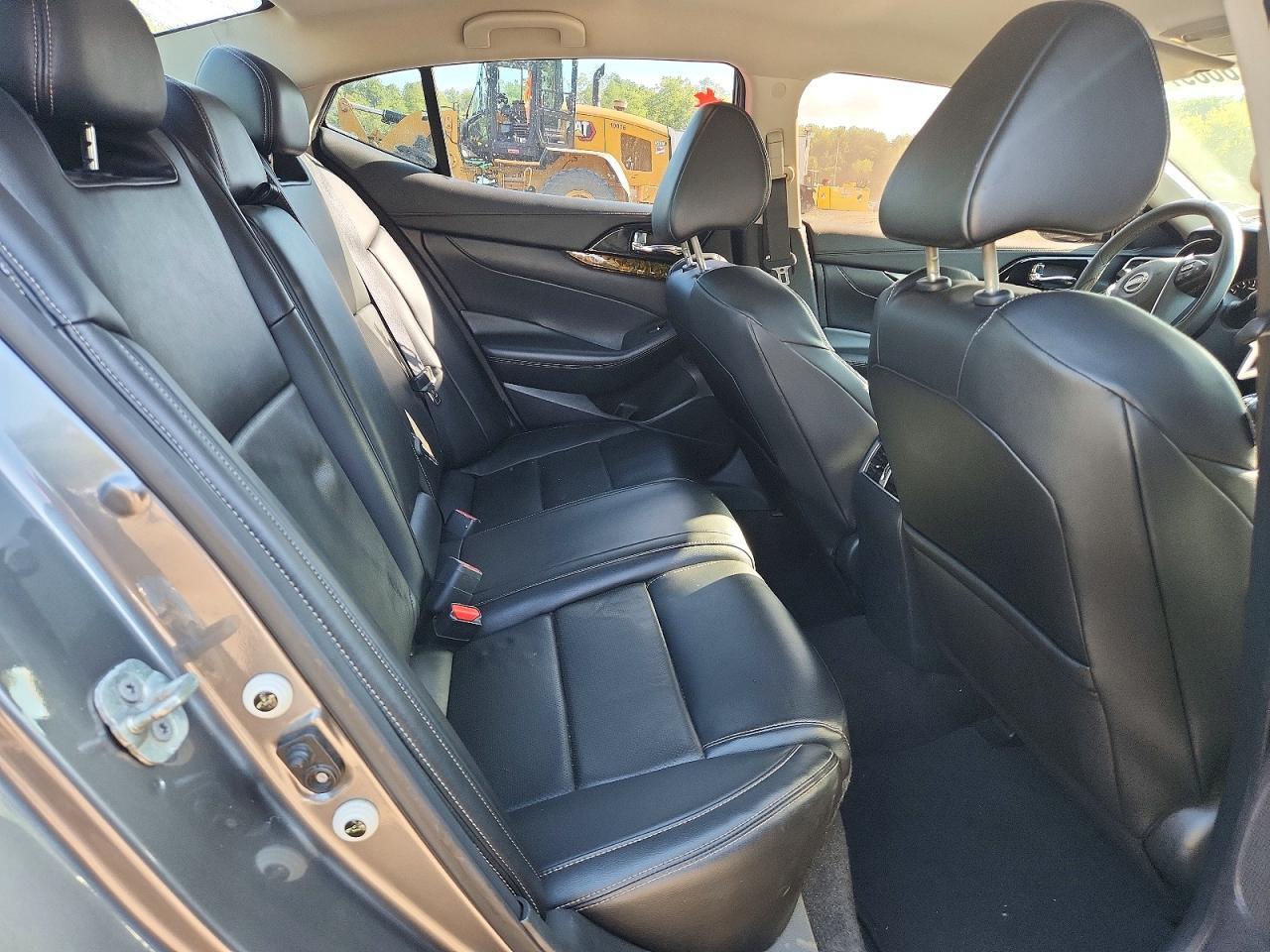 Salvage 2023 Nissan Maxima Sv