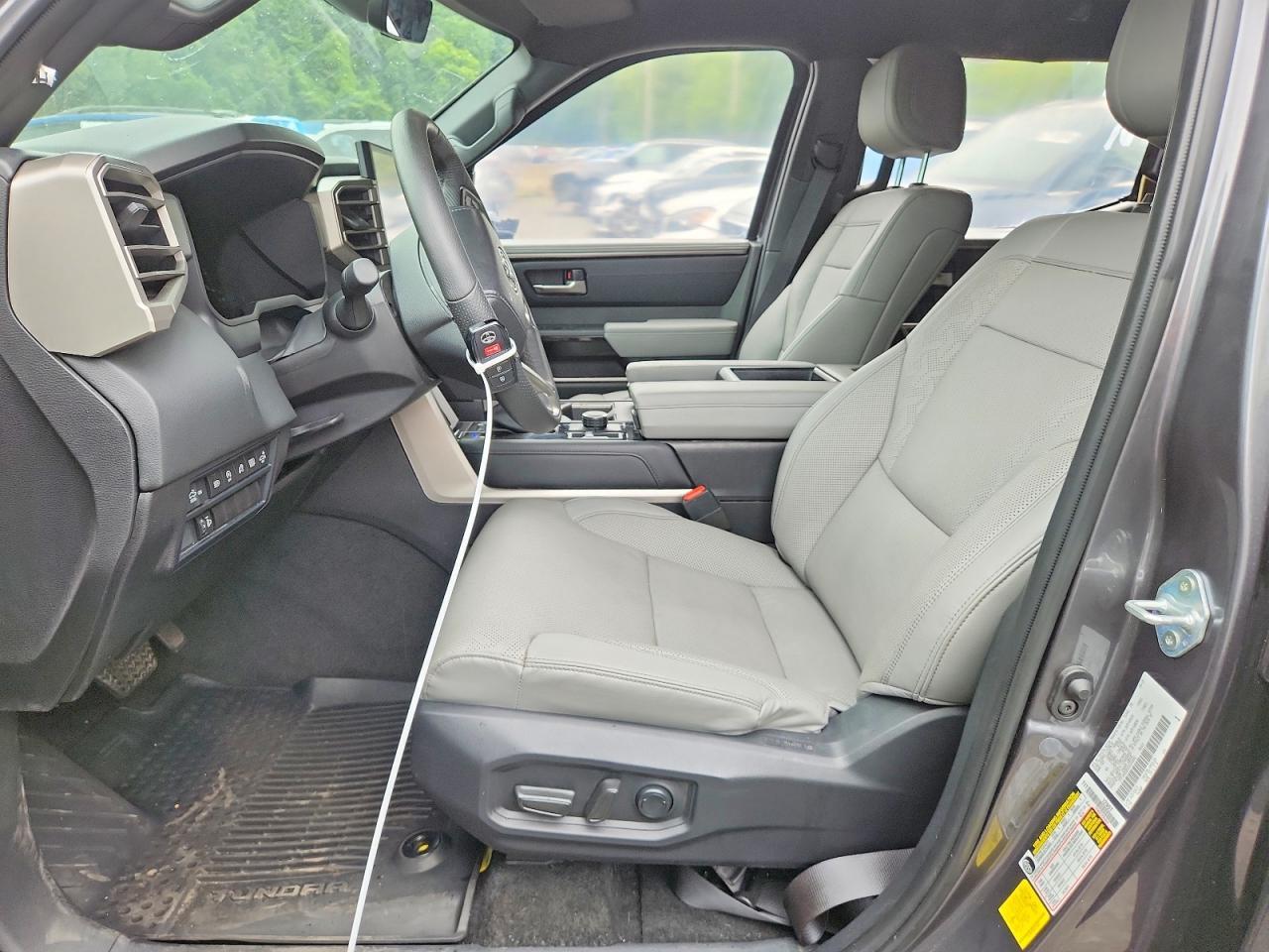 Salvage 2025 Toyota Tundra Crewmax Limited