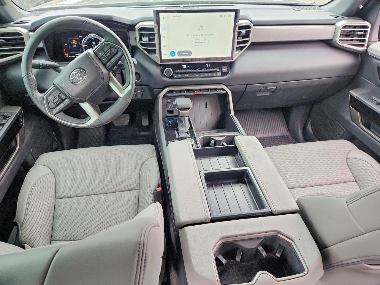 Salvage 2025 Toyota Tundra Crewmax Limited