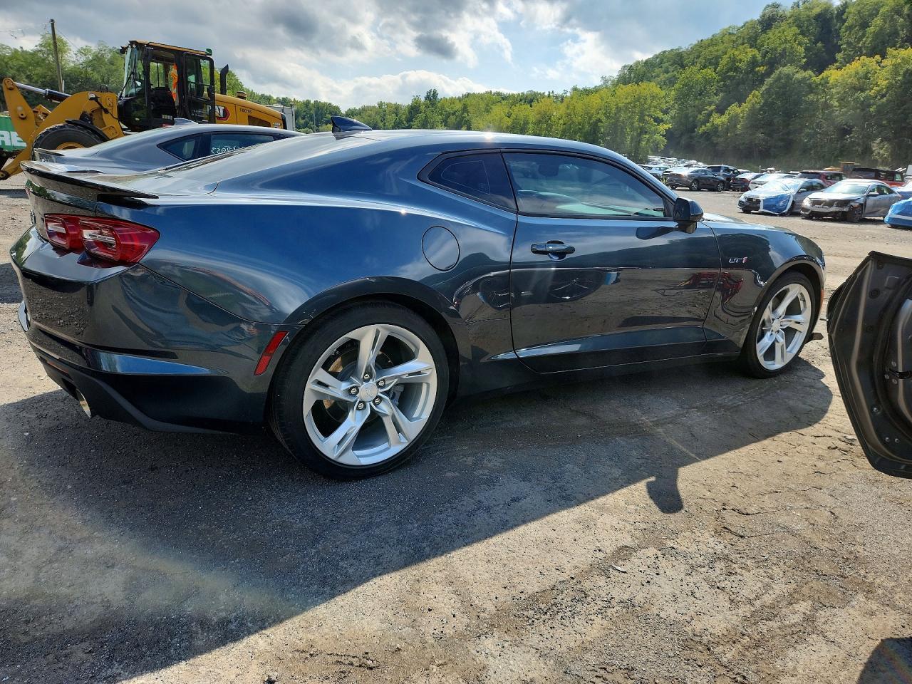 Salvage 2022 Chevrolet Camaro 