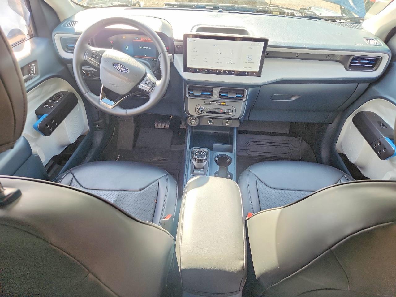 Salvage 2025 Ford Maverick 