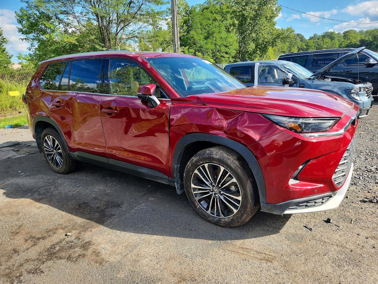 Salvage 2026 Toyota Grand Highlander Hybrid Max Platinum
