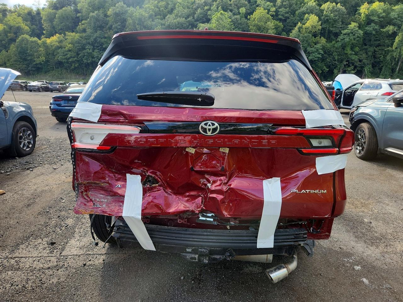 Salvage 2026 Toyota Grand Highlander Hybrid Max Platinum