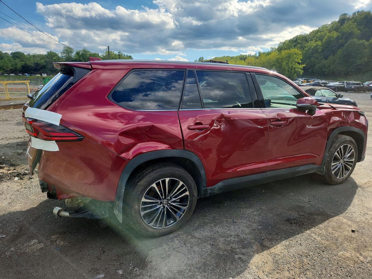 Salvage 2026 Toyota Grand Highlander Hybrid Max Platinum