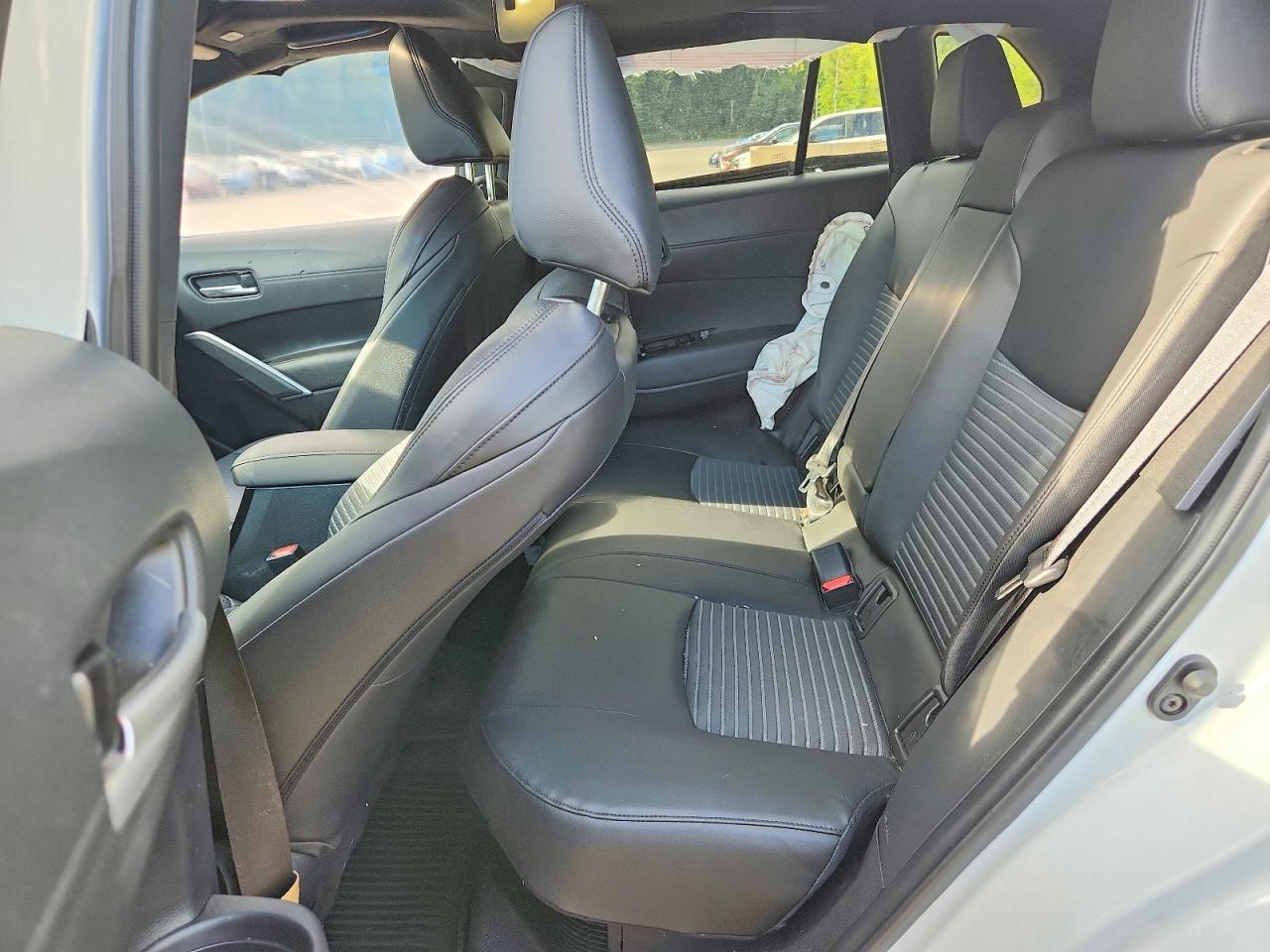 Salvage 2024 Toyota Corolla Cross Hybrid Xse