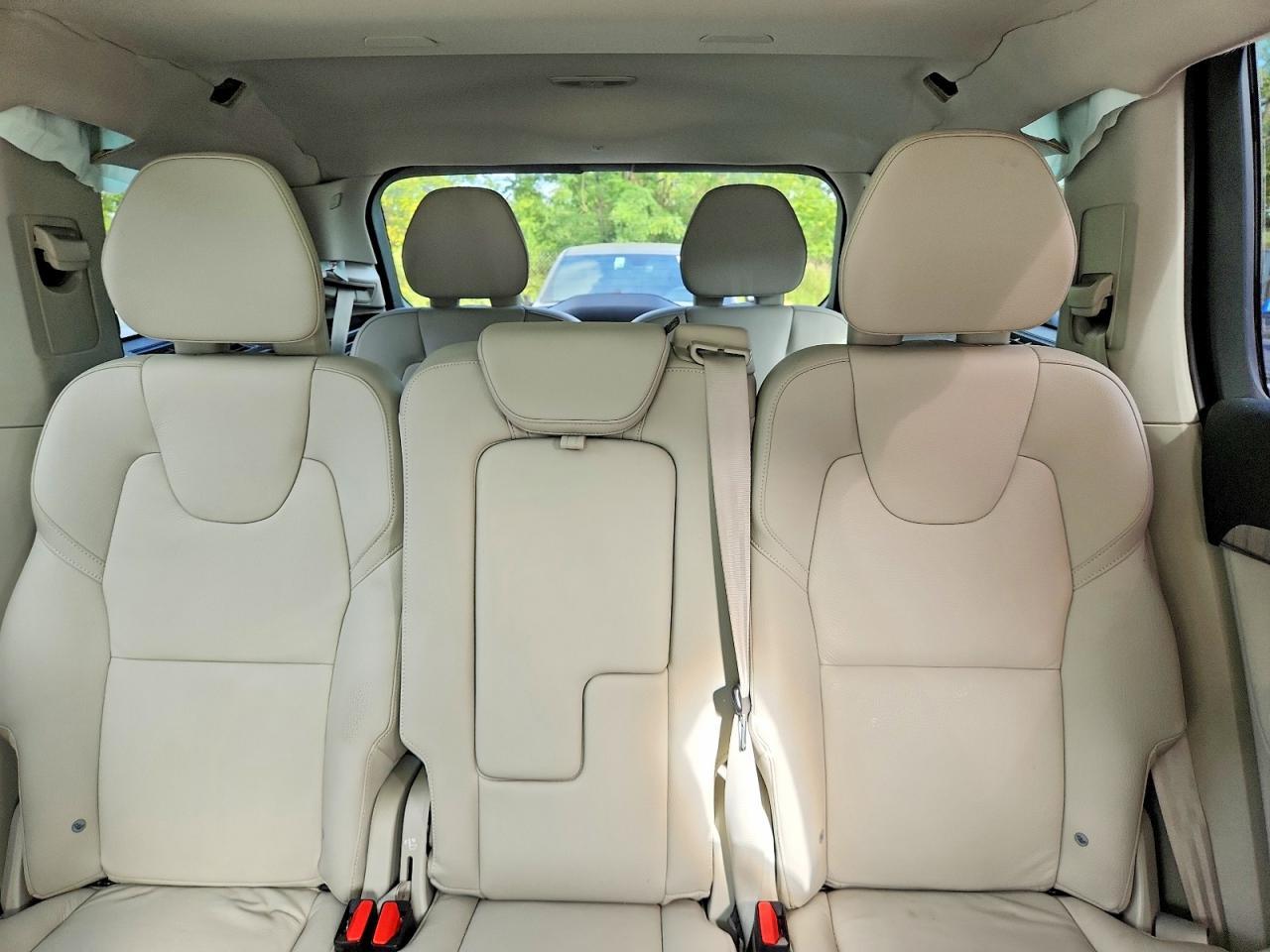 Salvage 2025 Volvo Xc90 