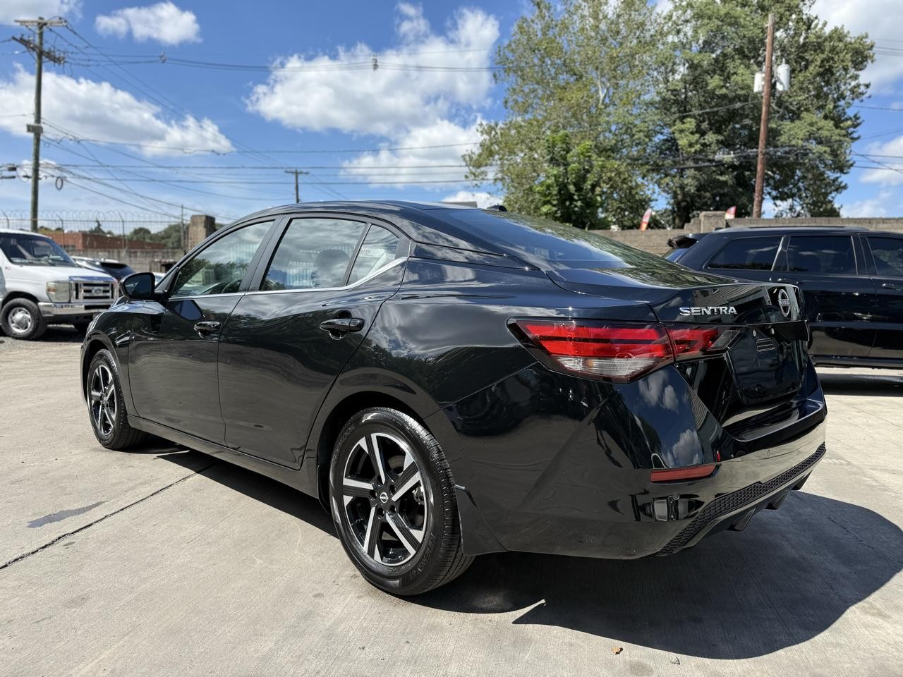 Salvage 2025 Nissan Sentra Sv