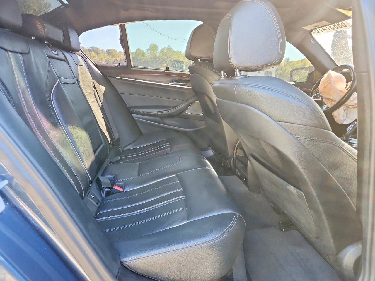Salvage 2023 Bmw M550xi 