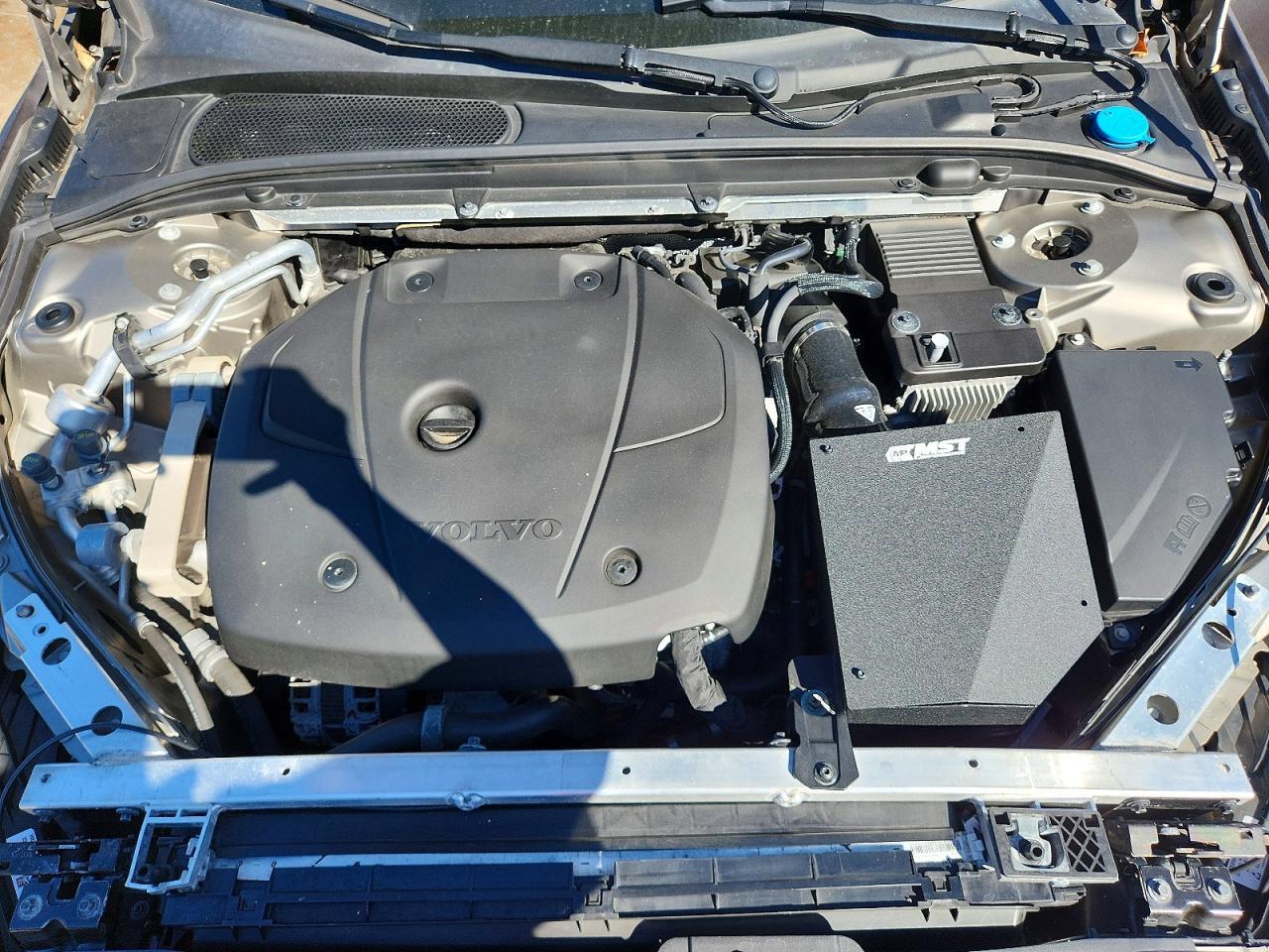 Salvage 2021 Volvo S60 T6 R-design