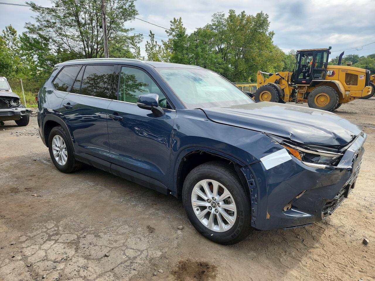 Salvage 2025 Toyota Grand Highlander Hybrid Xle